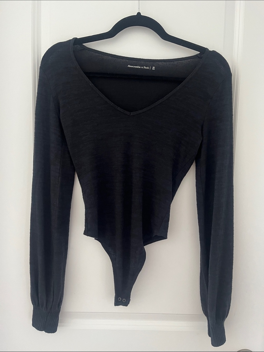 Abercrombie & Fitch Black V-Neck Long Sleeve Bodysuit